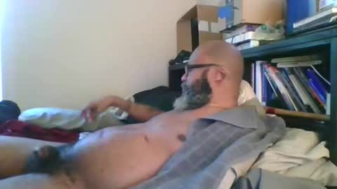 eyequee0007 online show from 02-01-26, 05:33