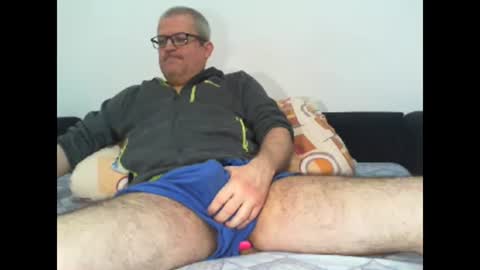 GEORGE online show from 04-12-26, 03:22