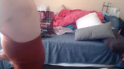 eyeswall0w online show from 02-28-26, 01:23