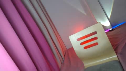 Snapshot of eyez0nm3 chatting on 03-11-25, 08:09 NewKarina online show from 03-11-25, 08:09