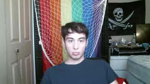 Ezra Naamah online show from 11-30-25, 04:11