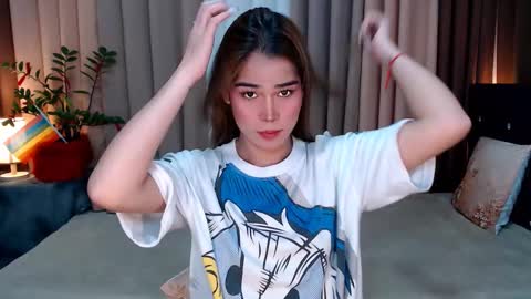 Snapshot of ezrahollywood chatting on 12-10-24, 09:44 UR SWEET EZRA online show from 12-10-24, 09:44