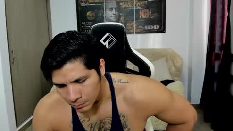 Snapshot of fabian_arango chatting on 07-12-26, 10:23 Fabian arango online show from 07-12-26, 10:23