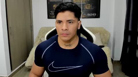 Snapshot of fabian_arango chatting on 07-14-26, 04:50 Fabian arango online show from 07-14-26, 04:50