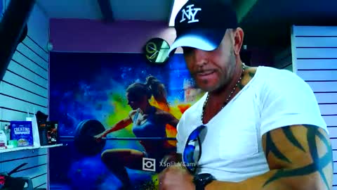 Snapshot of fabxxxl chatting on 05-29-26, 07:39 fabxxxl online show from 05-29-26, 07:39