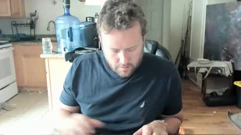 Hungwun online show from 11-16-25, 04:56