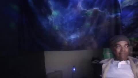 fadeyisteven32 online show from 12-16-25, 05:01