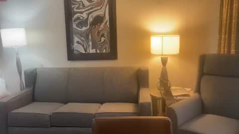 Snapshot of faexoxoxo chatting on 10-13-25, 07:03 Fae online show from 10-13-25, 07:03