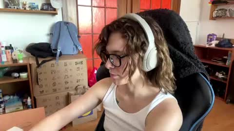 Loly online show from 05-13-26, 03:20
