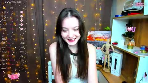 Snapshot of fairy_m00n chatting on 12-16-24, 12:49 Kate online show from 12-16-24, 12:49