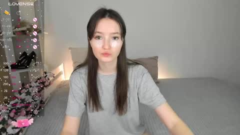 Snapshot of fairy_m00n chatting on 03-03-25, 02:47 Kate online show from 03-03-25, 02:47