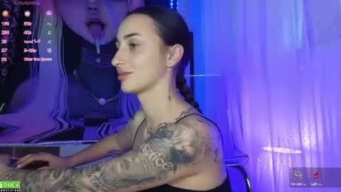 Snapshot of fairy_squirt chatting on 07-05-26, 02:46 Marrie online show from 07-05-26, 02:46