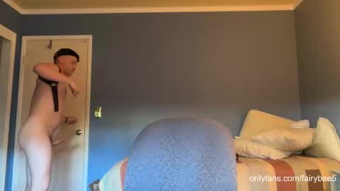 Snapshot of fairybae5 chatting on 10-21-25, 10:54 Travis online show from 10-21-25, 10:54