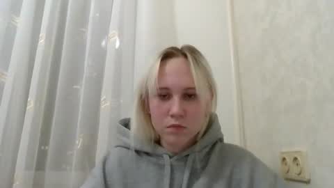 fairyfeller_ online show from 10-05-25, 04:38
