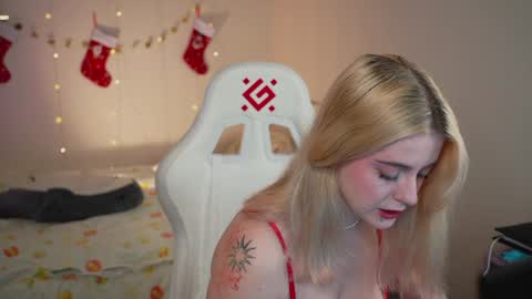 Vi  online show from 12-18-24, 04:28