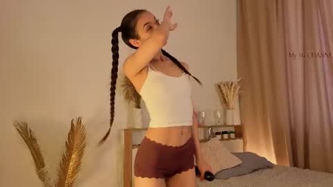 My name is Milisa  online show from 06-18-26, 09:14