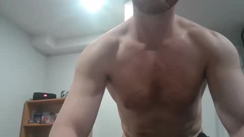 Snapshot of faizerback chatting on 05-02-26, 08:36 so horny make me cum online show from 05-02-26, 08:36