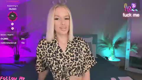 Lana online show from 06-19-26, 10:24