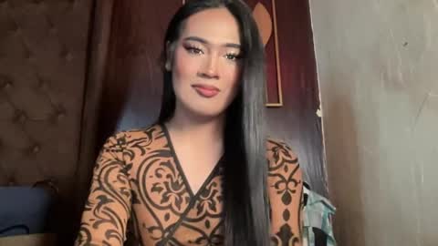 Snapshot of fallon_empress chatting on 04-23-26, 02:35 callmecindy online show from 04-23-26, 02:35