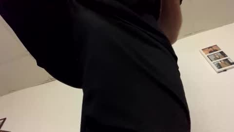 Snapshot of fallsguyny chatting on 12-04-25, 09:18 fallsguyny online show from 12-04-25, 09:18
