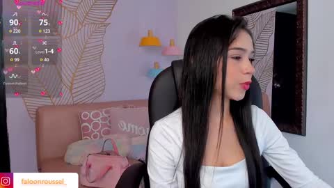 Snapshot of faloonroussel chatting on 02-18-25, 06:26 Faloon online show from 02-18-25, 06:26