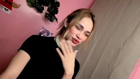 Snapshot of familystroke_twinny8 chatting on 12-15-24, 05:45 Alexandra x Alexandro online show from 12-15-24, 05:45