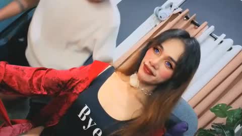 Snapshot of familystroke_twinny8 chatting on 09-18-25, 05:59 Alexandra x Alexandro online show from 09-18-25, 05:59