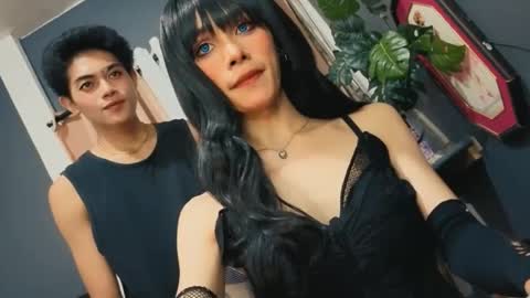 Snapshot of familystroke_twinny8 chatting on 09-25-25, 12:53 Alexandra x Alexandro online show from 09-25-25, 12:53