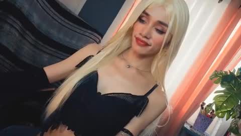 Snapshot of familystroke_twinny8 chatting on 09-26-25, 01:09 Alexandra x Alexandro online show from 09-26-25, 01:09