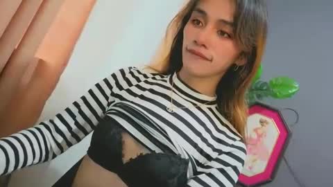 Snapshot of familystroke_twinny8 chatting on 11-03-25, 09:59 Alexandra x Alexandro online show from 11-03-25, 09:59