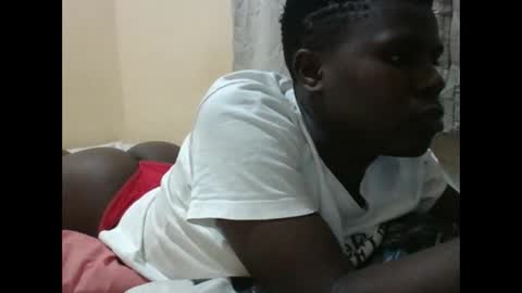 Snapshot of fancy_berry chatting on 05-15-26, 02:57 fancy berry online show from 05-15-26, 02:57