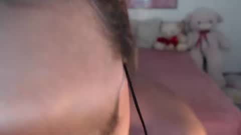 Snapshot of fancylaylaxx chatting on 06-24-26, 11:15 Layla online show from 06-24-26, 11:15