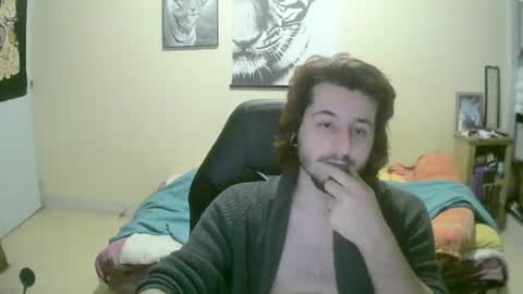 Snapshot of fangtiger chatting on 12-17-24, 11:16 Kevin online show from 12-17-24, 11:16