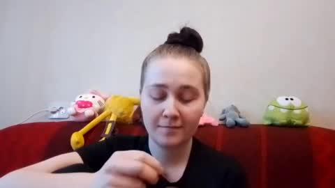 Sara online show from 05-14-26, 02:13