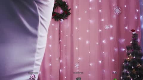 Kim online show from 12-22-24, 07:21