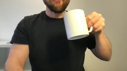 Snapshot of fantacyland chatting on 03-03-25, 02:04 Alex online show from 03-03-25, 02:04