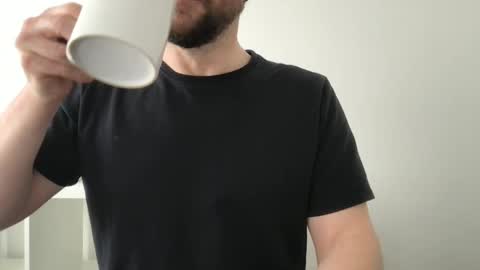 Snapshot of fantacyland chatting on 03-04-25, 10:13 Alex online show from 03-04-25, 10:13