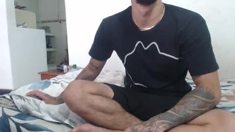 Snapshot of fantasieshotcouple chatting on 10-08-25, 06:05 fantasieshotcouple online show from 10-08-25, 06:05