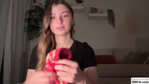 Ella online show from 02-19-25, 05:27