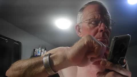 fantasyresort online show from 04-12-26, 03:11