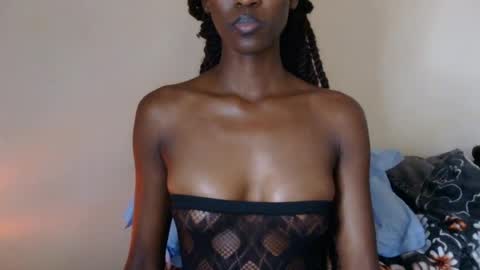 Snapshot of fantee_eeh chatting on 07-21-26, 04:59 pretty slim online show from 07-21-26, 04:59