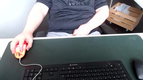 Cardi online show from 11-16-25, 08:20