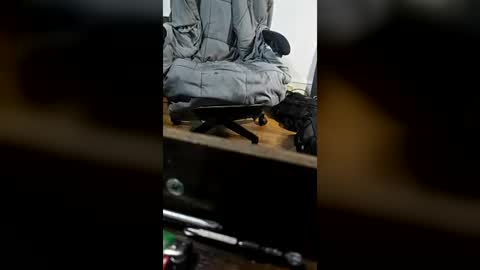 Snapshot of fapitweiz chatting on 06-15-26, 04:36 fapitweiz online show from 06-15-26, 04:36
