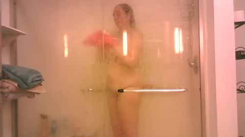 Scarlett online show from 02-06-25, 02:44