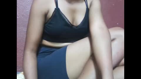 farantsaaly1 online show from 12-22-25, 05:21