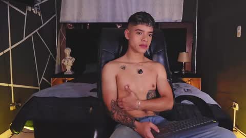 farid_jake_ online show from 01-11-25, 06:03