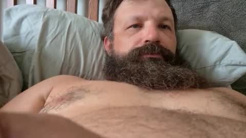 Snapshot of farm2boy chatting on 10-31-25, 04:30 Farm2boy online show from 10-31-25, 04:30