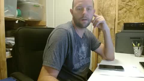 Snapshot of farmboy4720 chatting on 02-14-25, 07:12 farmboy4720 online show from 02-14-25, 07:12