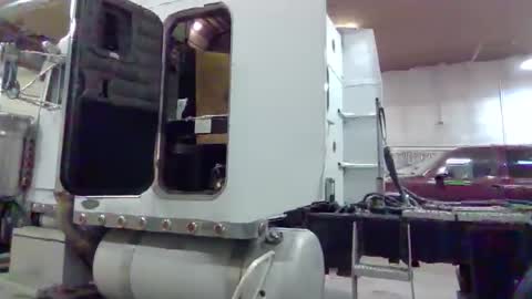 Snapshot of farmboy4720 chatting on 11-03-25, 11:44 farmboy4720 online show from 11-03-25, 11:44