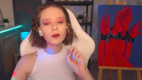 Fascinating   Eyes online show from 12-14-24, 07:36